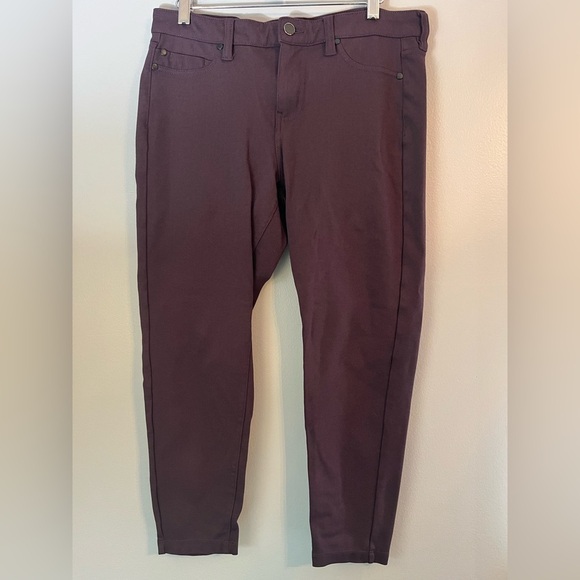 Liverpool Petite Madonna Skinny Crop Pants in Aubergine Size 10/30P - Picture 2 of 13